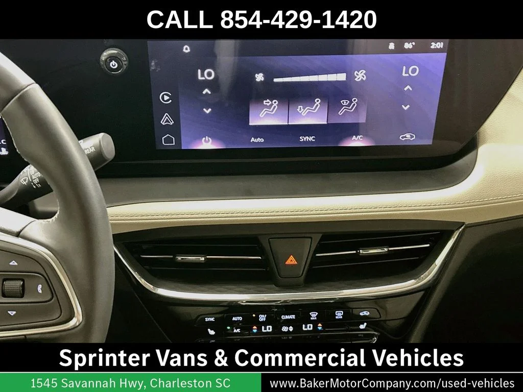 Used 2025 White Buick Avenir image 17