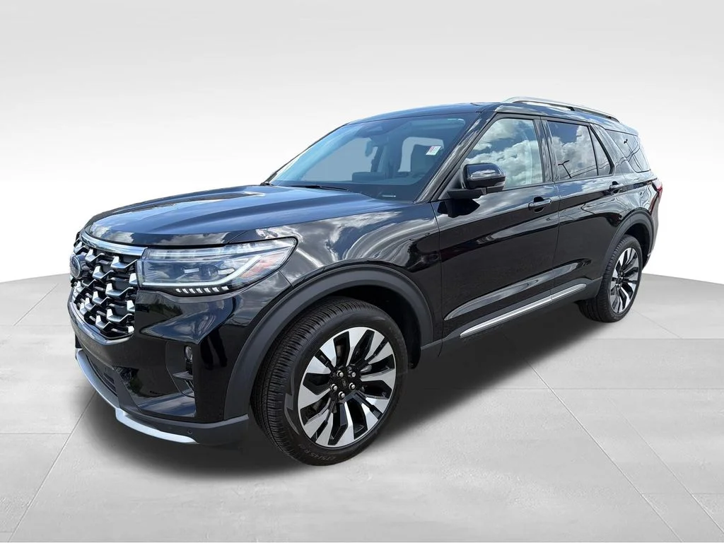New 2026 Black Ford Platinum image 3