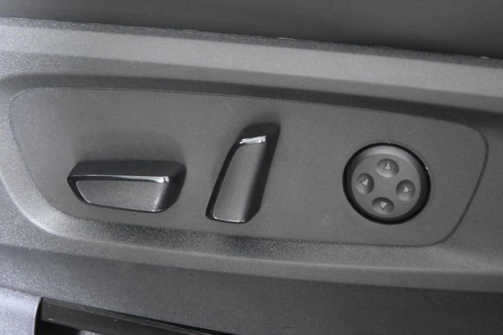 New 2027 MINERAL BLACK INFINITI Sport AWD image 29