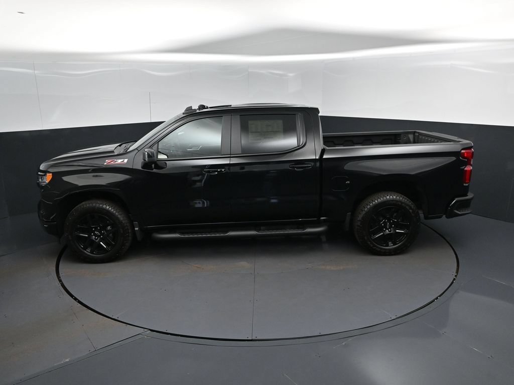 New 2026 Black Chevrolet RST image 34