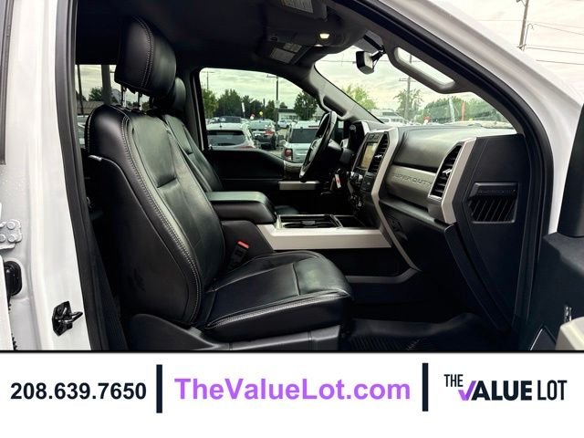 Used 2019 White Ford Lariat image 13