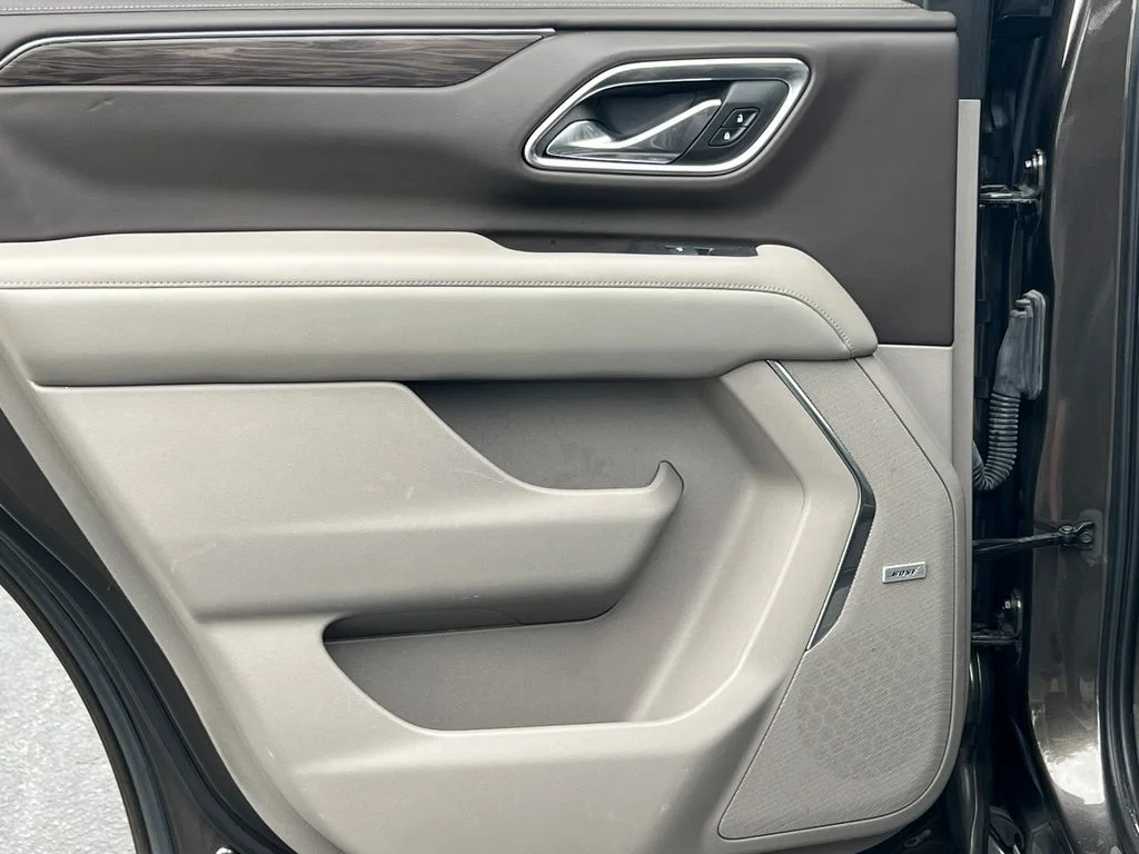 Used 2021 Gray Chevrolet LT image 39