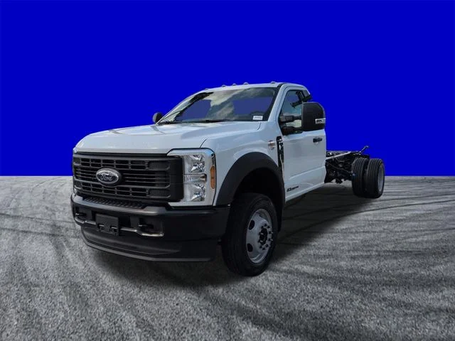 New 2026 Oxford White Ford F-450® XL image 8