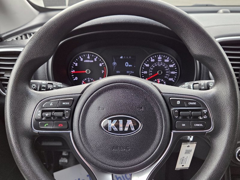 Used 2018 Red Kia LX image 26