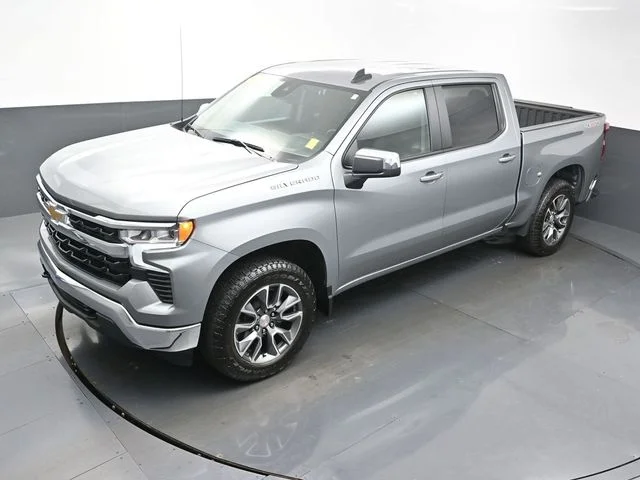Used 2024 Gray Chevrolet LT image 46