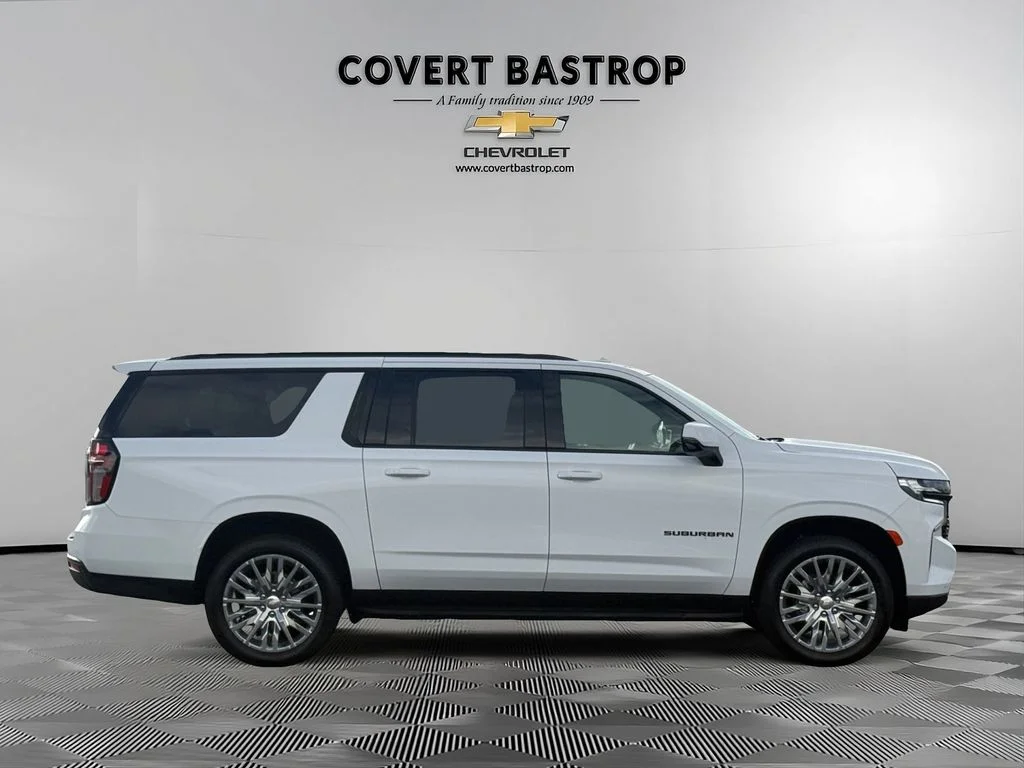 Used 2024 White Chevrolet RST image 7