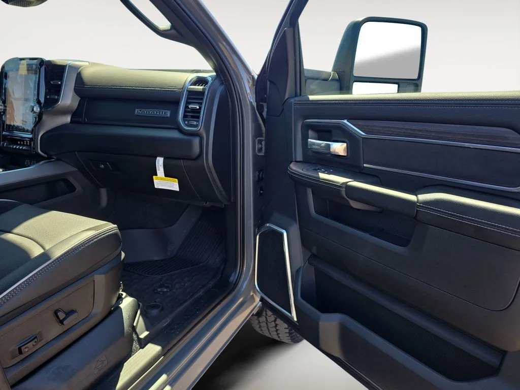 New 2026 Ceramic Gray Clearcoat Ram Laramie image 10