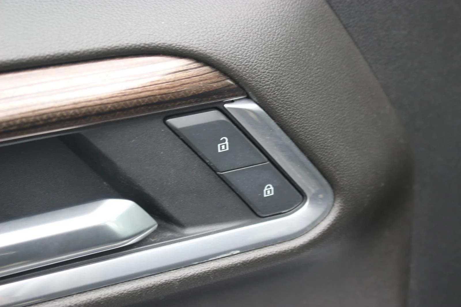 Used 2025 Black Chevrolet LT image 14