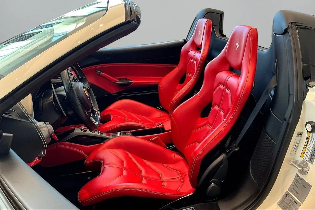 Used 2017 Bianco Avus Ferrari  image 18