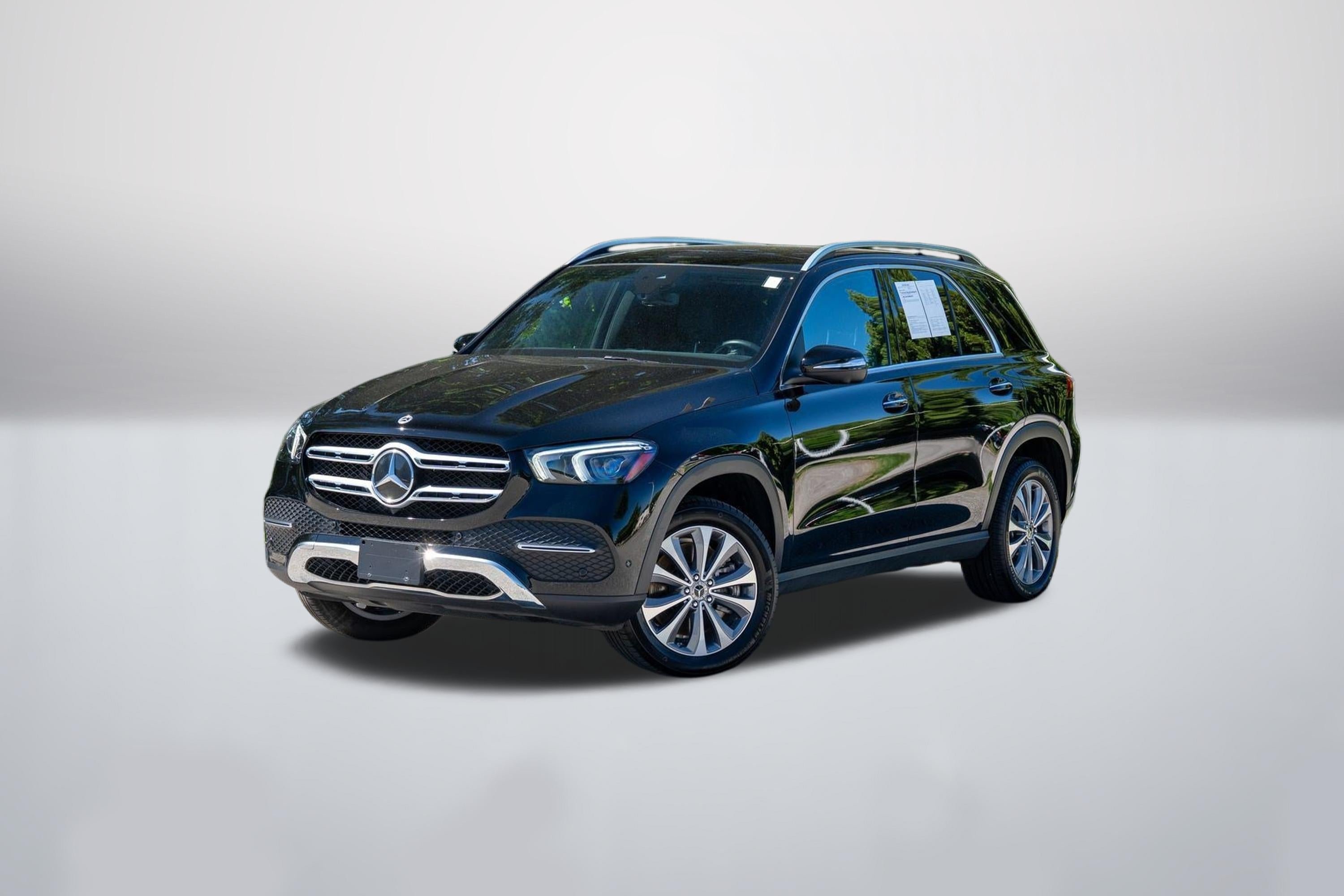 Used 2022 Black Mercedes-Benz 450 4MATIC® image 1