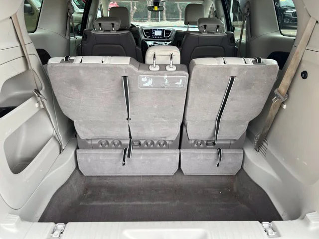 Used 2018 Blue Chrysler Touring L Plus image 39