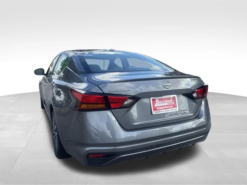 Used 2024 Gray Nissan 2.5 SV image 11