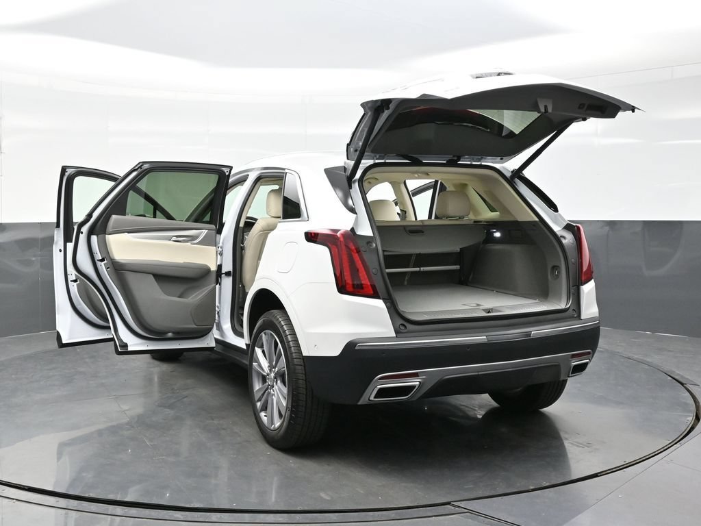 New 2026 Crystal White Tricoat Cadillac Premium Luxury image 38