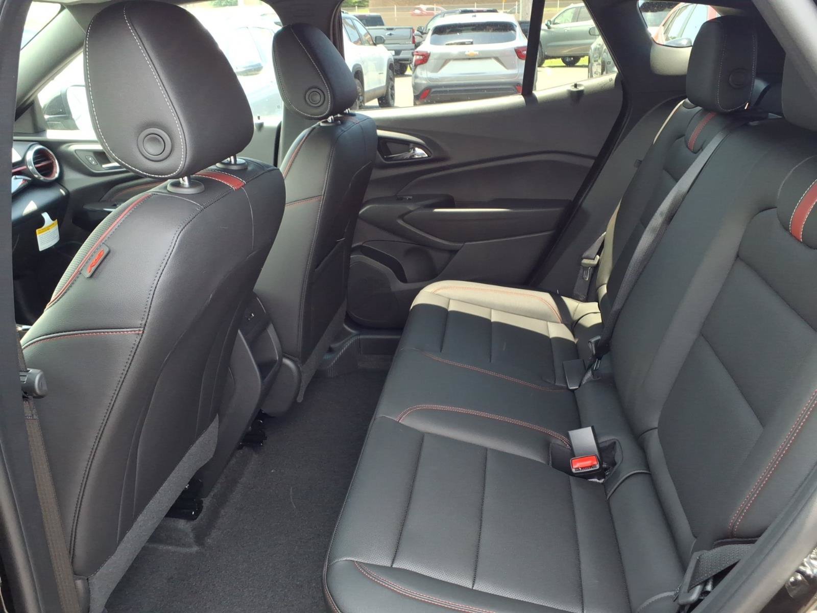 2026 Chevrolet Trax RS - Photo 15
