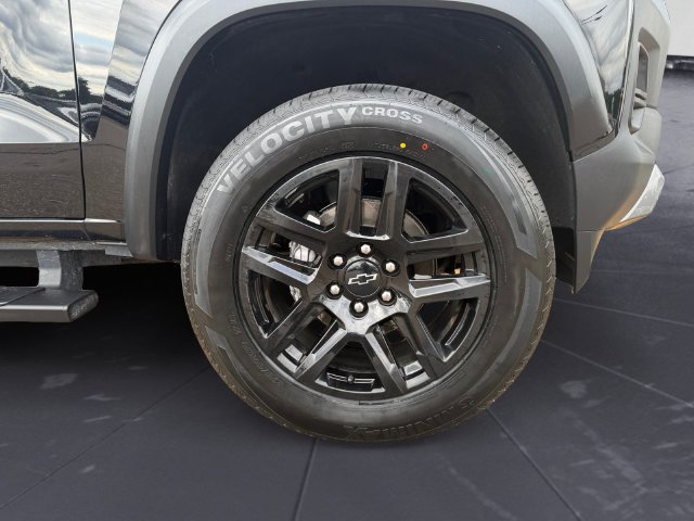 Used 2023 Black Chevrolet Trail Boss image 41