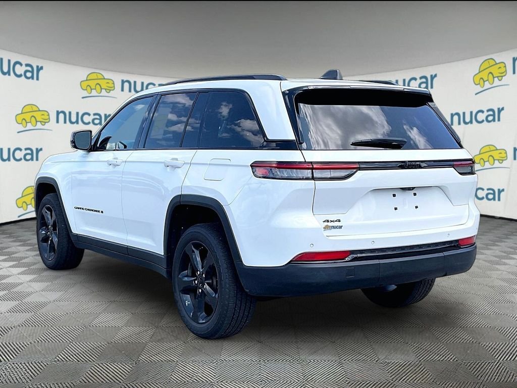 Used 2023 White Jeep Altitude X image 4