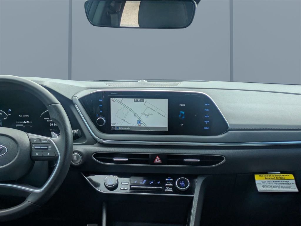 Used 2022 Gray Hyundai SEL Plus image 17