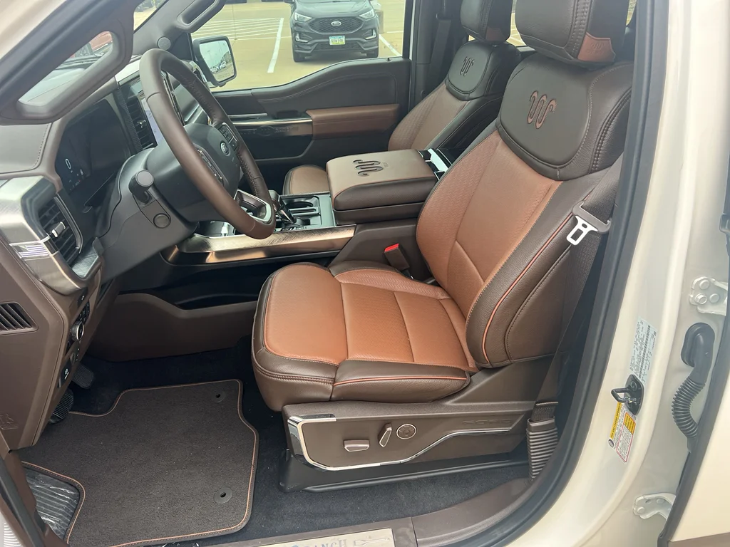New 2026 Star White Metallic Tri-Coat Ford King Ranch® image 9
