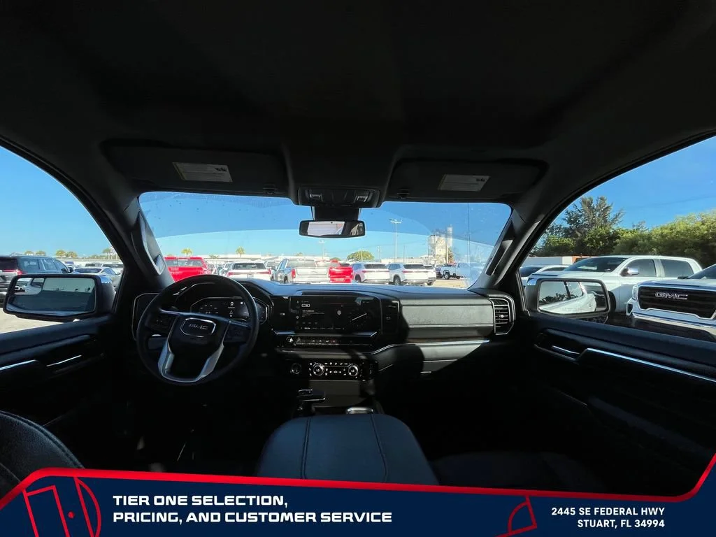 Used 2023 White Frost Tricoat GMC SLT image 29