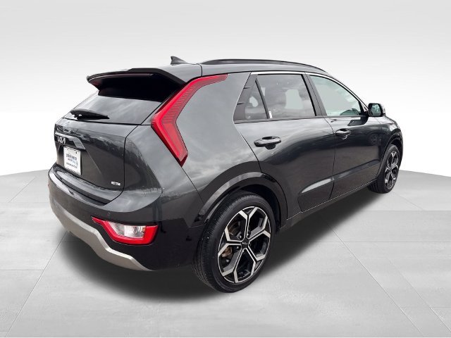 Used 2024 Gray Kia EX Touring image 5