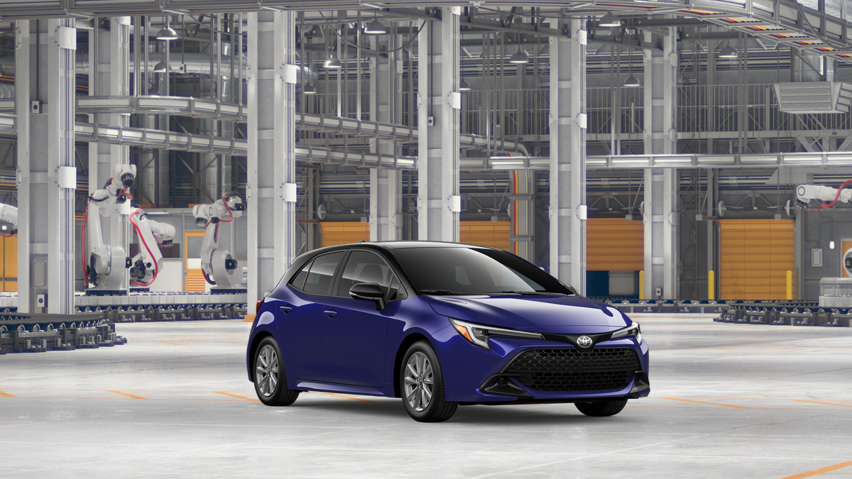 New 2026 Blue Crush Metallic with Midnight Black Metallic roof Toyota SE image 15