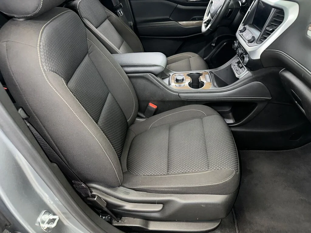2023 GMC Acadia SLE - Photo 33