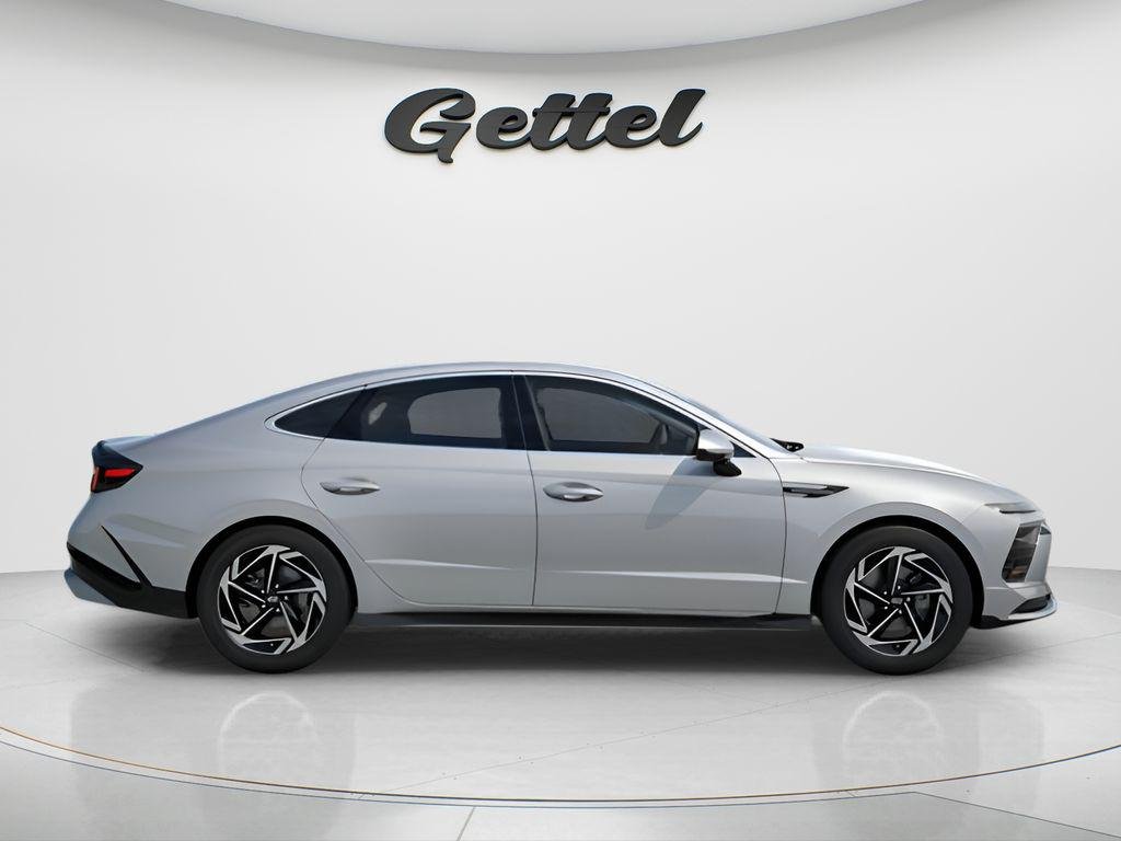 New 2026 Silver Hyundai SEL Sport image 7