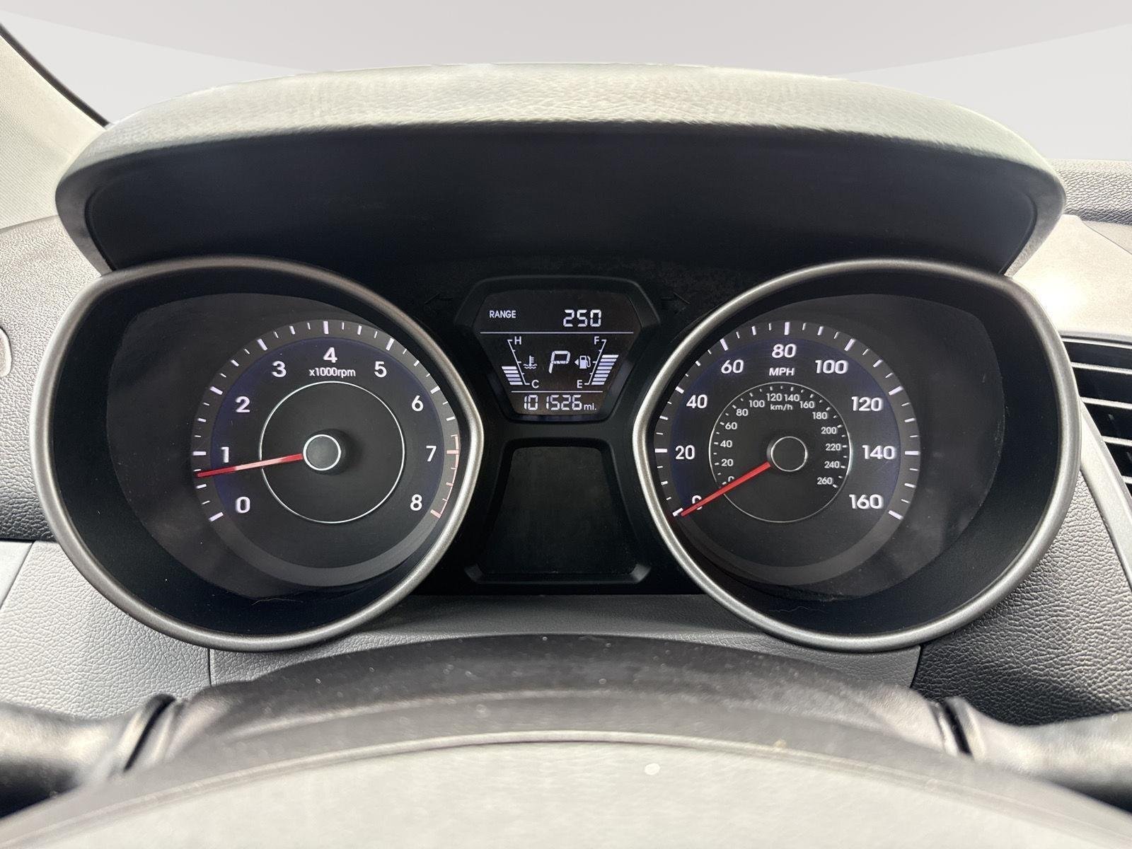Used 2014 Hyundai Elantra SE with VIN 5NPDH4AE5EH477447 for sale in Kansas City