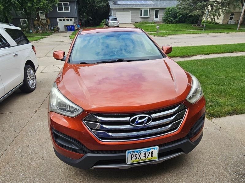 Used 2013 Brown Hyundai Base image 2