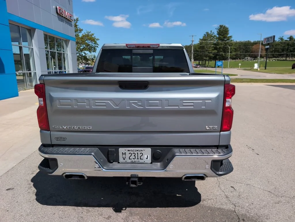 2025 Chevrolet Silverado 1500 LTZ - Photo 7
