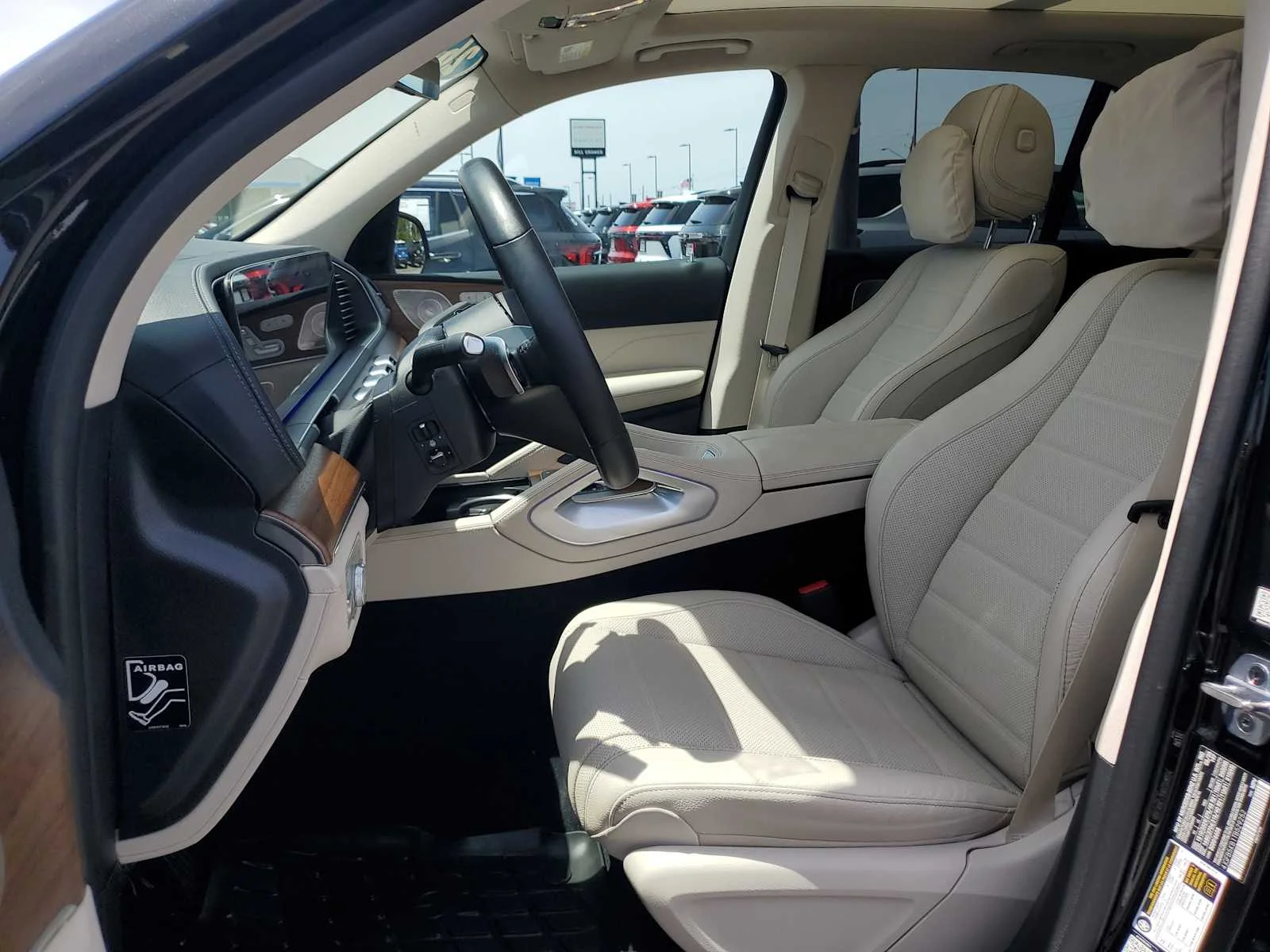 Used 2026  Mercedes-Benz GLE 450 image 13