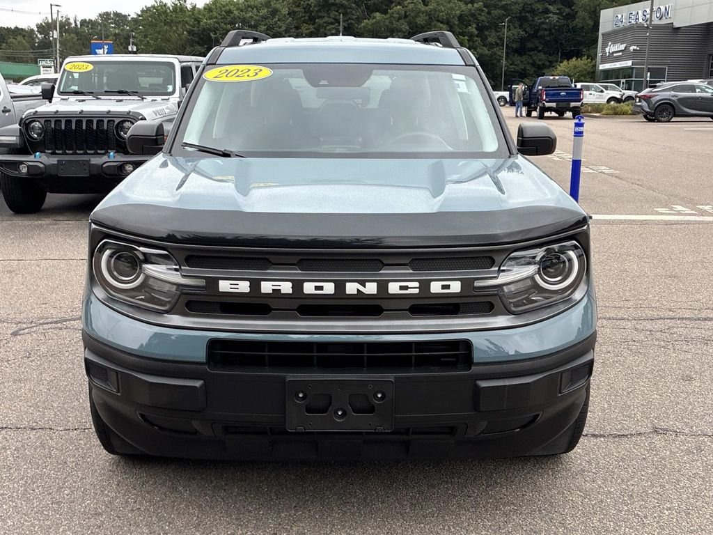 Used 2023  Ford Big Bend image 2