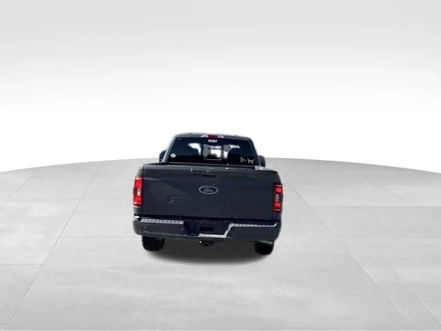 Used 2021 Gray Ford XLT image 7