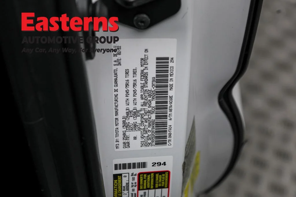 Used 2022 White Toyota SR image 32