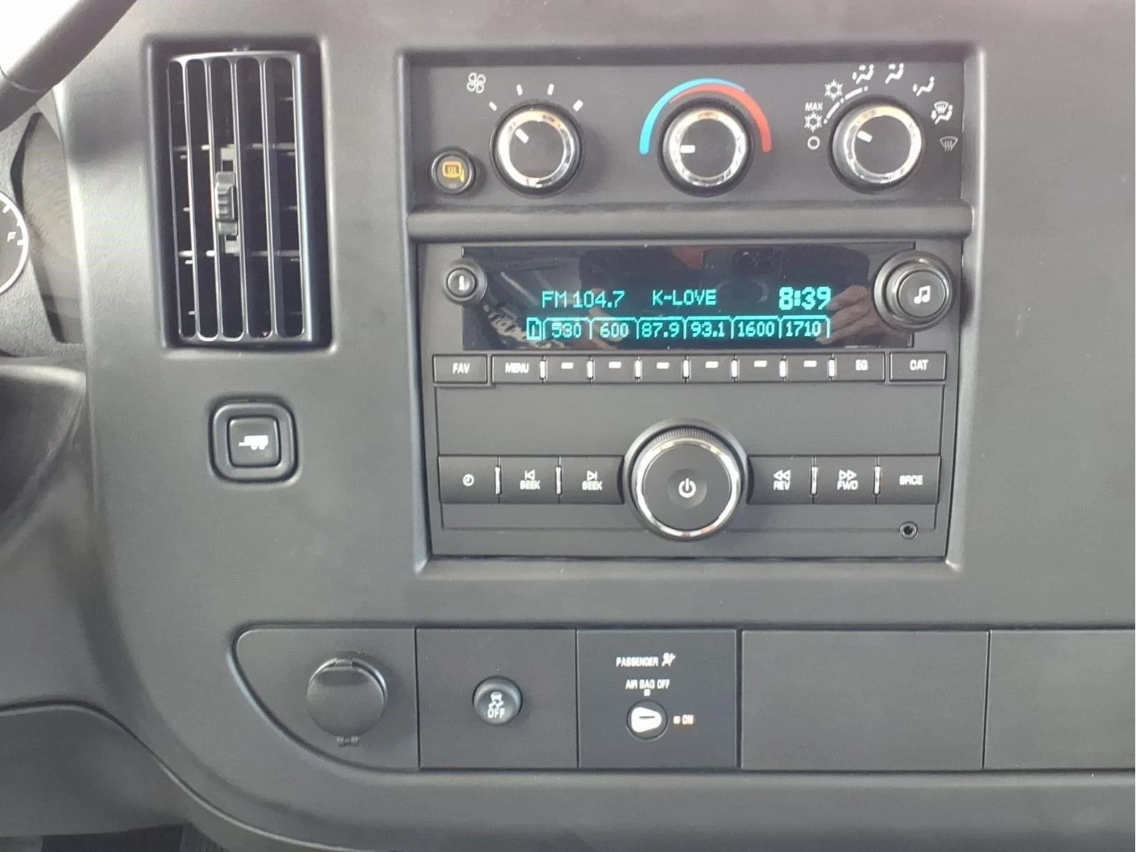 2026 GMC Savana Cargo Work Van - Photo 16