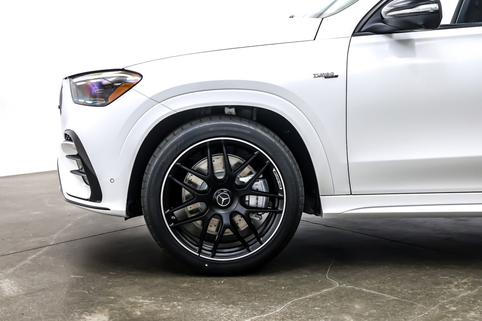 New 2026 Polar White Mercedes-Benz AMG® GLE 53 4MATIC+ SUV image 29