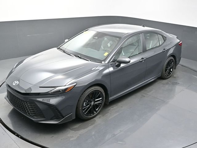 Used 2026  Toyota SE image 40