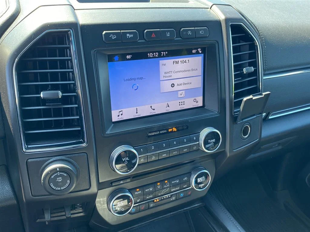 Used 2018 White Platinum Metallic Tri-Coat Ford Limited image 4