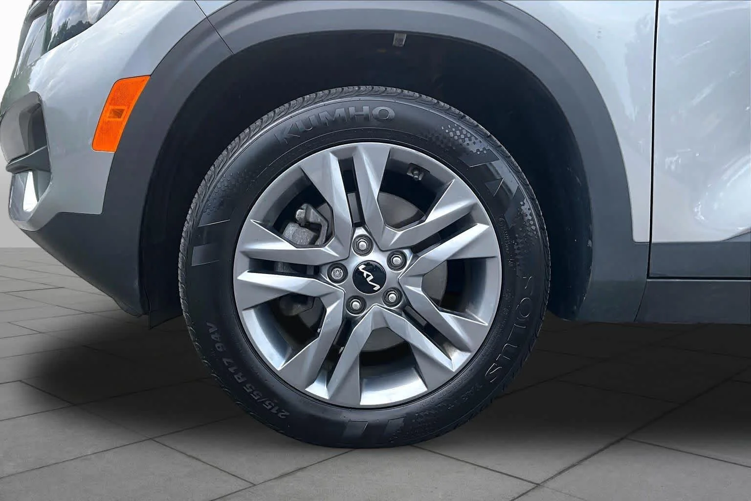 Used 2023 Steel Gray Kia LX image 11