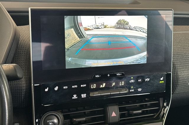Certified Used 2023  Toyota XLE image 24