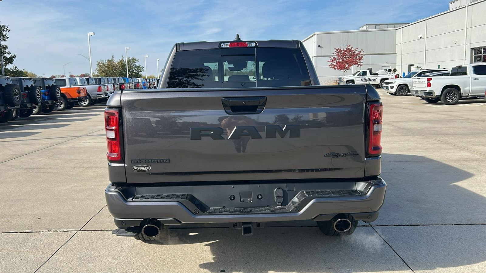 New 2026 Granite Crystal Metallic Clear-Coat Exterior Paint RAM Big Horn/Lone Star image 4