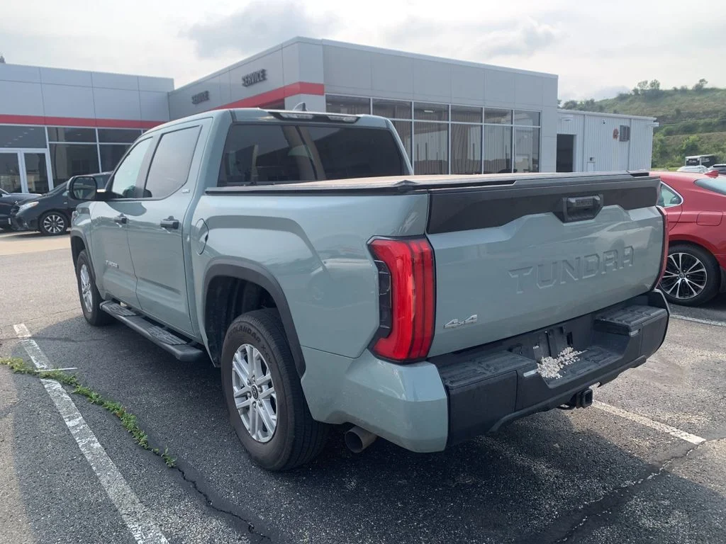 Used 2024  Toyota SR5 image 4