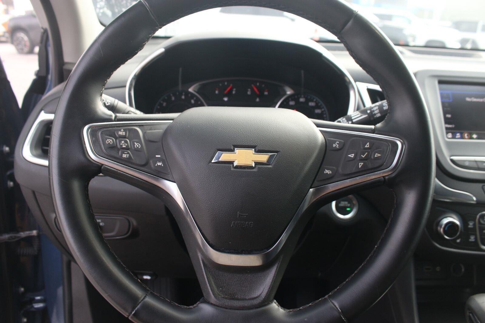 Used 2024 Lakeshore Blue Metallic Chevrolet LT image 16
