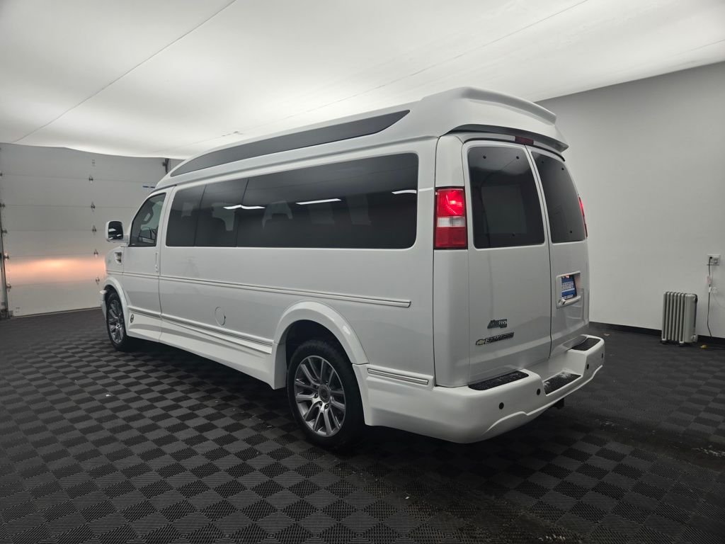 Used 2020 Summit White Chevrolet Explorer Limited SE image 10