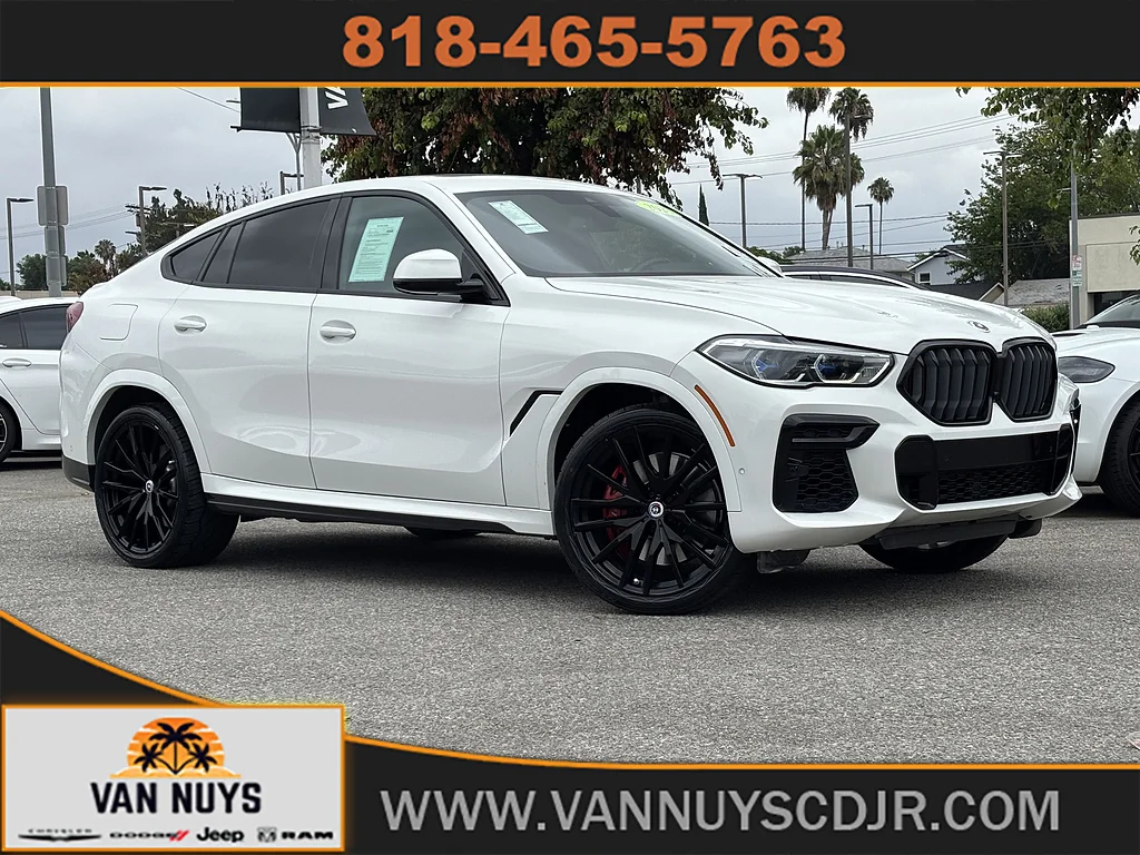 2023 BMW X6 M50i's photo