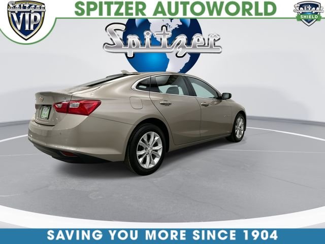 Used 2024 Gray Chevrolet LT image 9