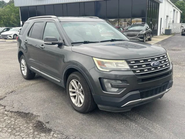 2017 Ford Explorer XLT FWD's photo