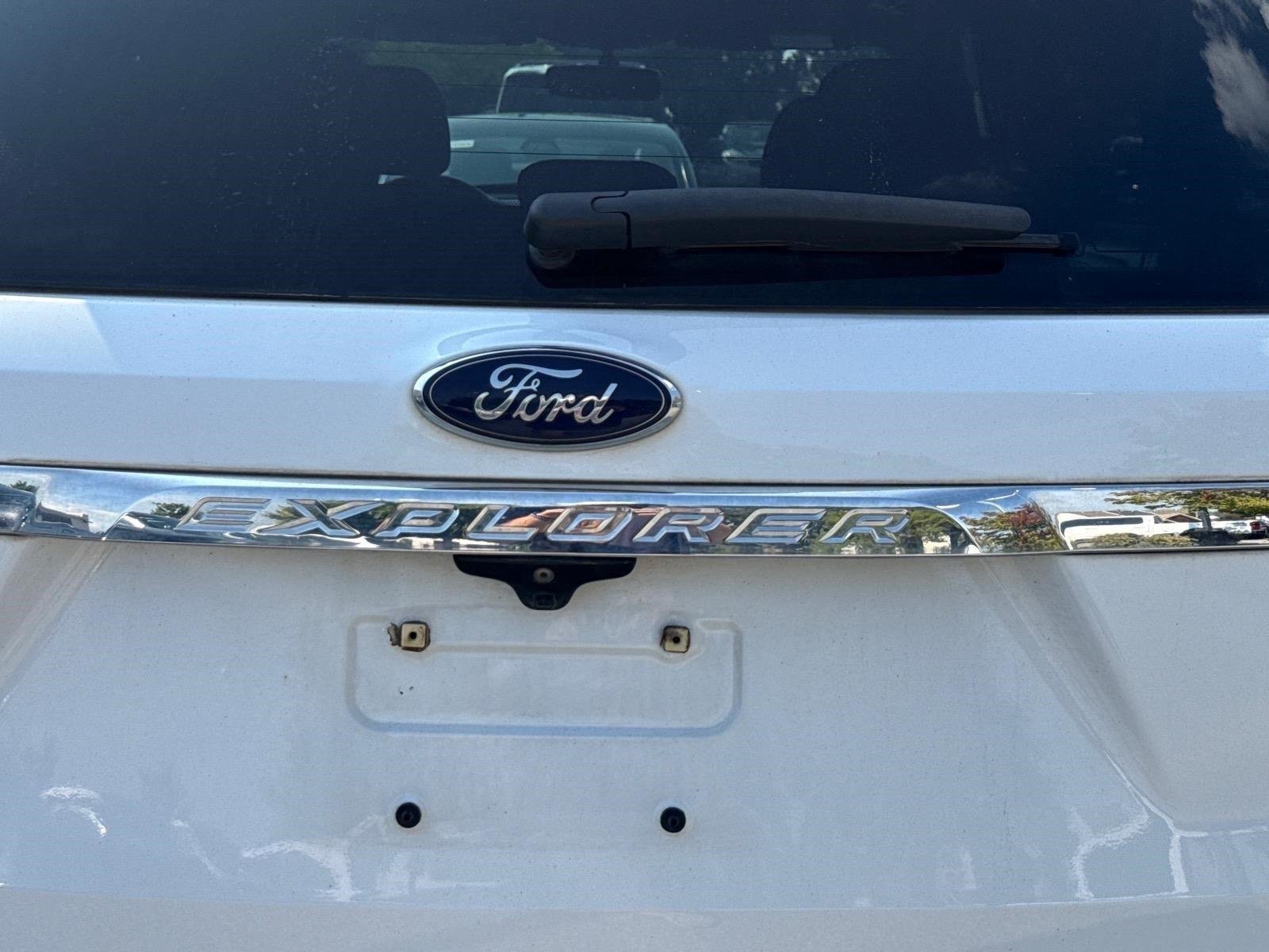 Used 2016 Oxford White Ford XLT image 11