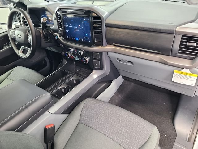 2025 Ford F-150 XLT - Photo 18