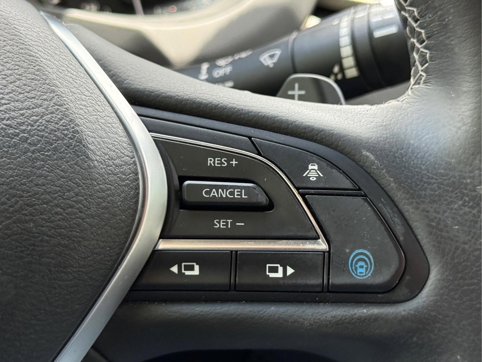 Used 2023 Hermosa Blue INFINITI LUXE image 25